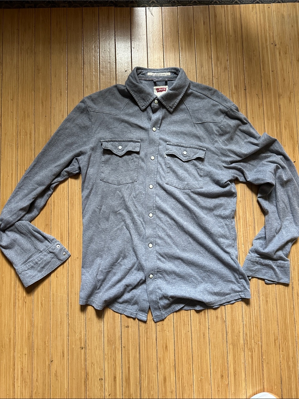 Levi's Men's Pearl Snap Heather Gray Long-Sleeve Button-Down Shirt- Medium